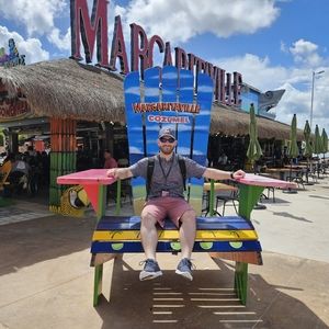 Meet your Posher, James